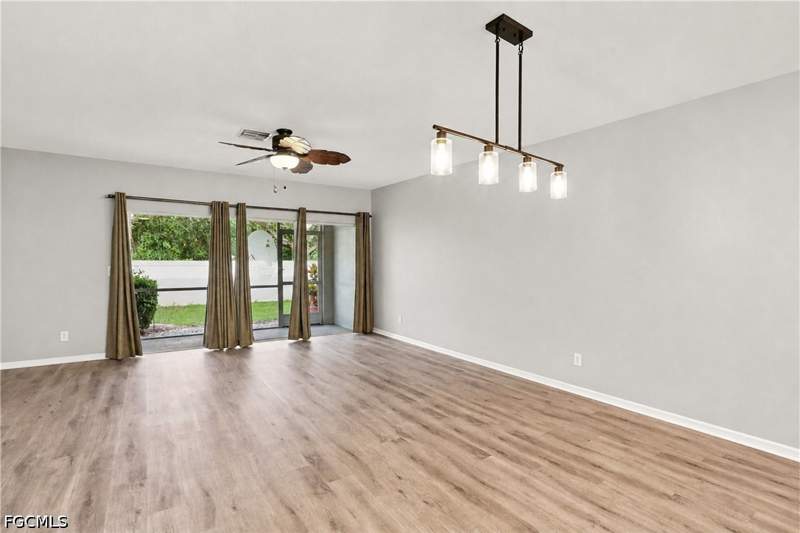 2 bedroom Townhouse at 8697 Athena Ct, Olympia Pointe, Lehigh Acres — photo 4