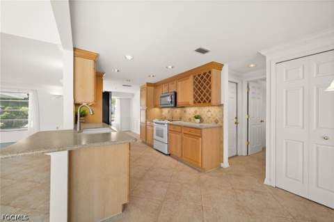 4102 SE 1st Pl, Cape Coral FL - photo 16 of 50