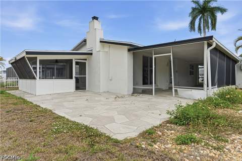 455 Donora Blvd, Fort Myers Beach FL - photo 20 of 33