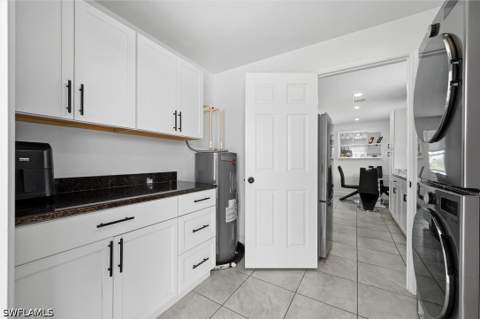 1776 Glenway Ct, Fort Myers FL - photo 13 of 33