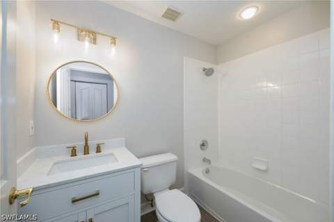 300 Diamond Cir 308, Naples FL - photo 20 of 33