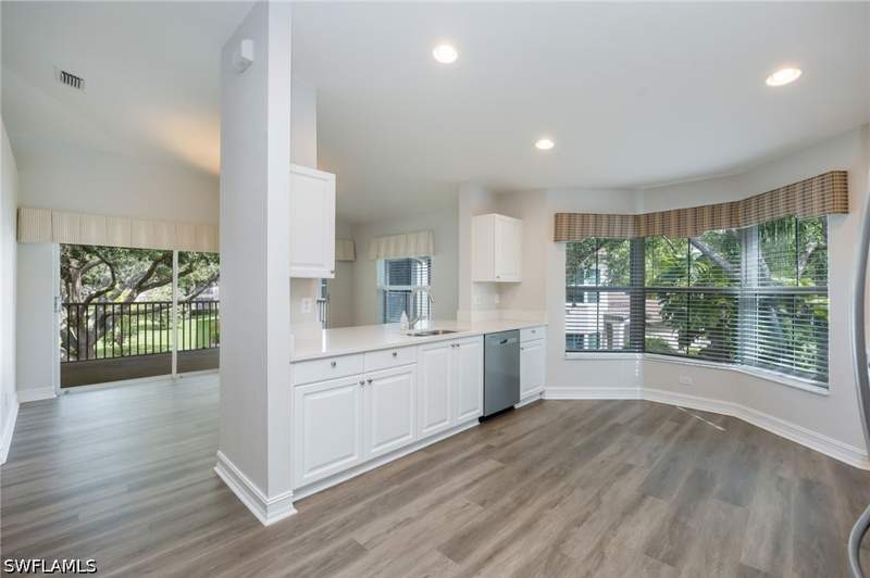 3 bedroom Condominium at 300 Diamond Cir 308, Diamond Lake, Naples — photo 5