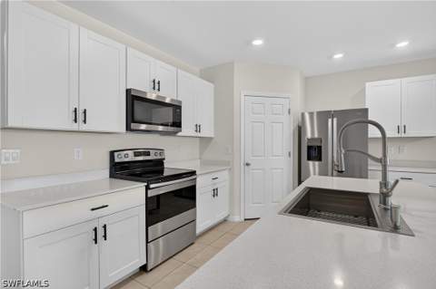 19139 Evergreen Rd, Fort Myers FL - photo 6 of 45