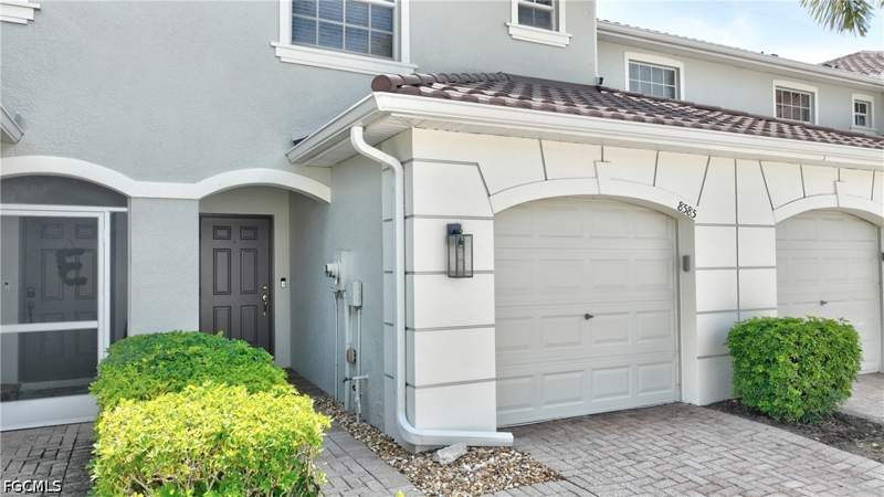 2 bedroom Townhouse at 8585 Athena Ct, Olympia Pointe, Lehigh Acres — photo 5
