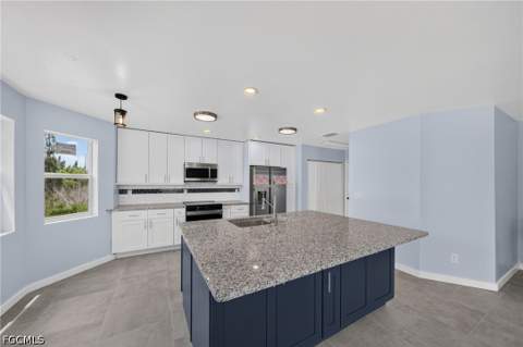 428 SW 19th Ave, Cape Coral FL - photo 9 of 28