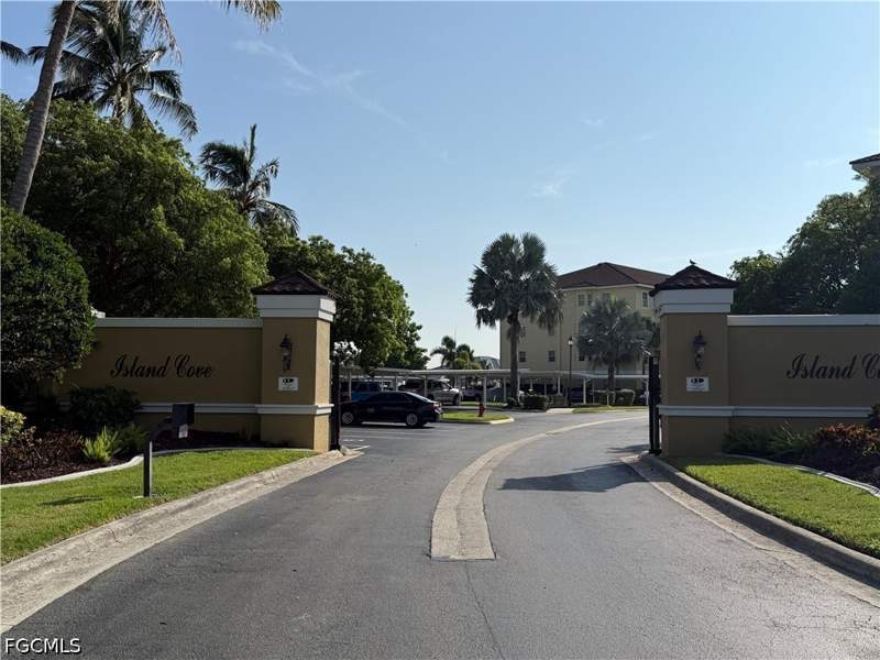 3 bedroom Condominium at 1789 Four Mile Cove Pkwy 545, Island Cove Of Cape Coral, Cape Coral — photo 2