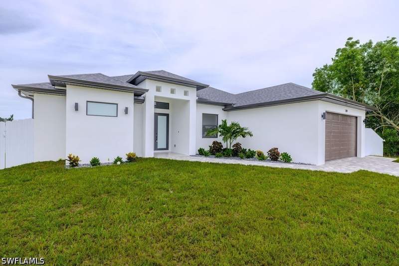 3 bedroom SingleFamilyResidence at 109 SW 22nd Ave, Cape Coral, Cape Coral — photo 4