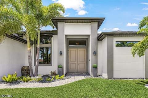 5126 SW 19th Ave, Cape Coral FL - photo 8 of 43