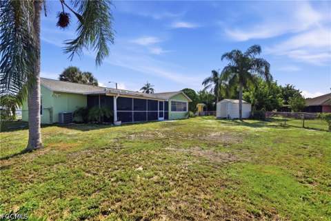 19368 Coraltree Ct, Lehigh Acres FL - photo 15 of 33