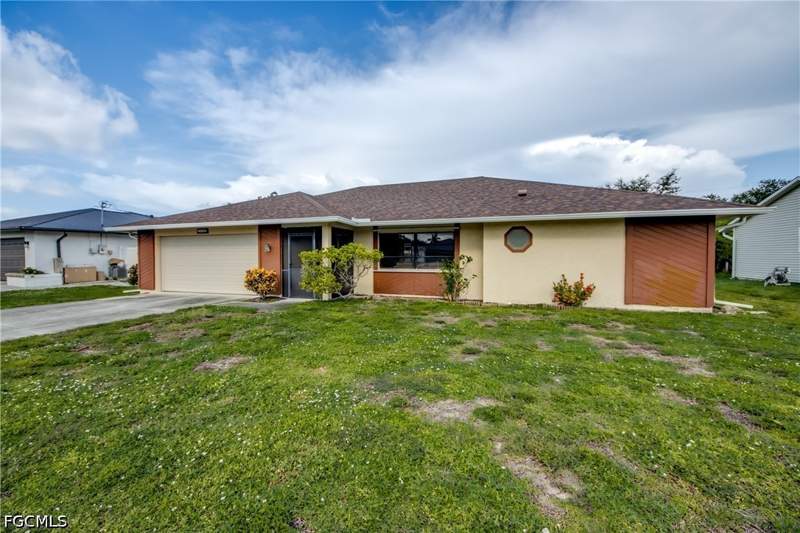3 bedroom SingleFamilyResidence at 3810 SW 7th Ave, Cape Coral, Cape Coral — photo 2