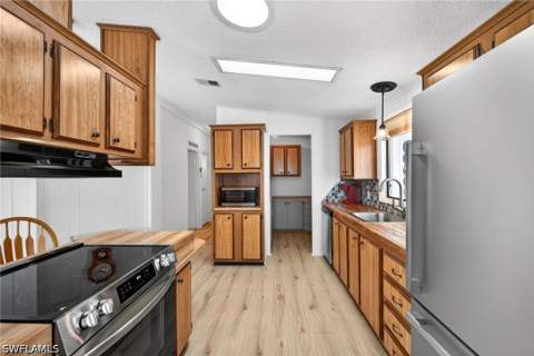 95 Oceans Blvd, Naples FL - photo 16 of 43