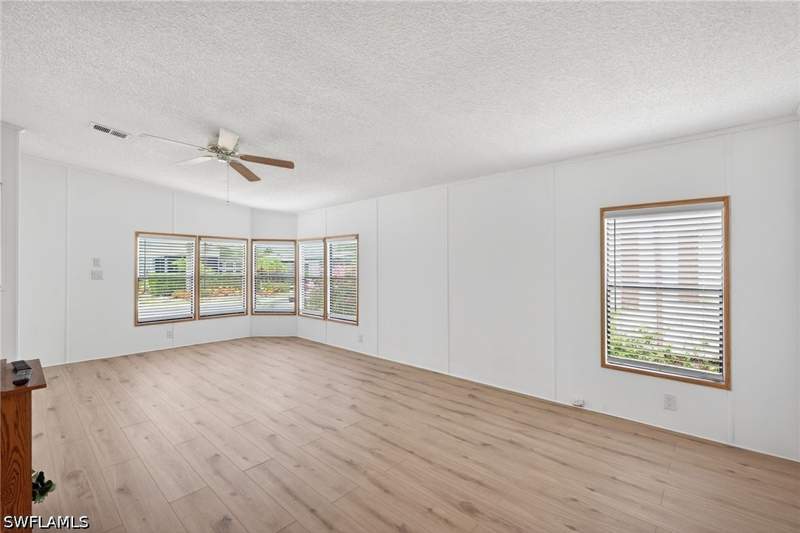 2 bedroom ManufacturedHome at 95 Oceans Blvd, Windjammer Village Of Naples, Naples — photo 3