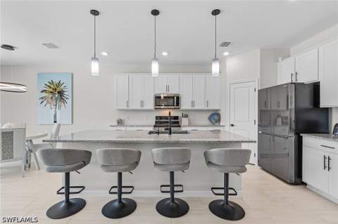 10440 Ventana Ln, Naples FL - photo 8 of 32
