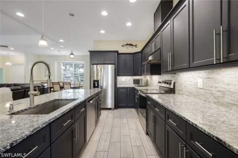 27741 S Roslin Pl, Bonita Springs FL - photo 12 of 42