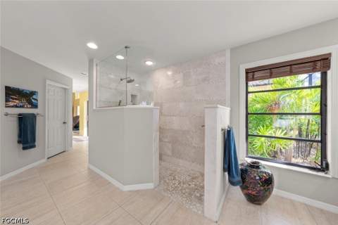 15228 Fiddlesticks Blvd, Fort Myers FL - photo 12 of 50