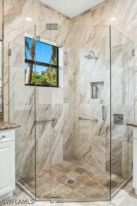 13421 Coronado Dr, Naples FL - photo 16 of 40