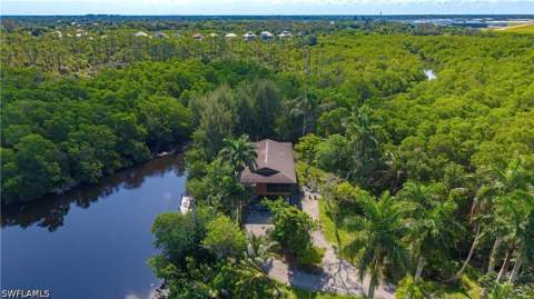 1551 Bembury Dr, Naples FL - photo 8 of 8