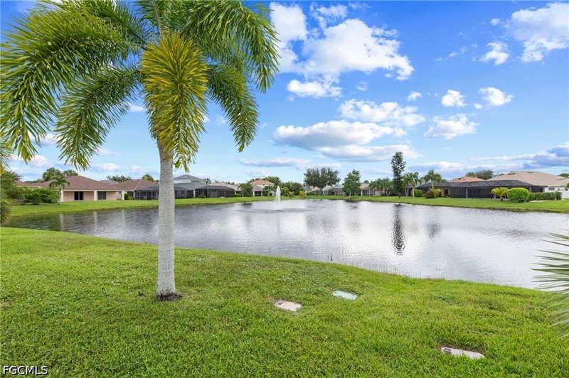3 bedroom SingleFamilyResidence at 14635 Calusa Palms Dr, Calusa Palms, Fort Myers — photo 3