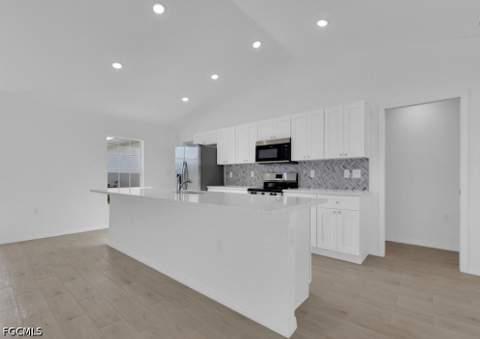 918 NE 12th St, Cape Coral FL - photo 8 of 27