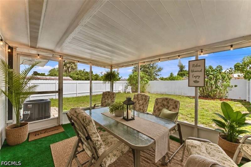 2 bedroom Duplex at 1104 Vineyard St, Lehigh Acres, Lehigh Acres — photo 5