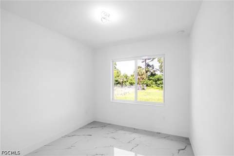 718 Robert Ave, Lehigh Acres FL - photo 17 of 32
