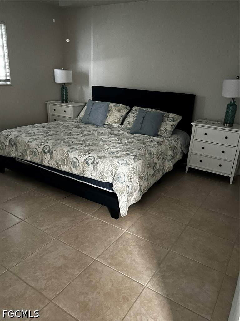 2 bedroom Duplex at 1427 NE 8th Pl, Cape Coral, Cape Coral — photo 5