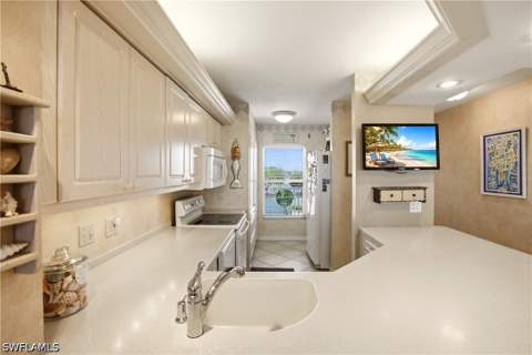 991 N Barfield Dr 404, Marco Island FL - photo 13 of 31