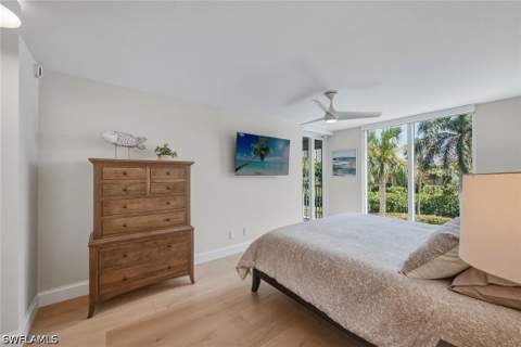 4401 Gulf Shore Blvd N B202, Naples FL - photo 20 of 38
