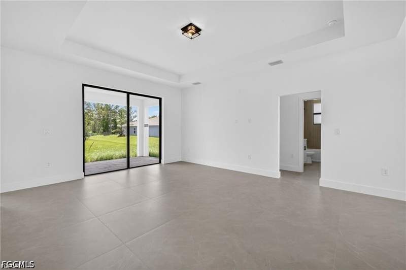 3 bedroom SingleFamilyResidence at 208 Pembroke St, Lehigh Acres, Lehigh Acres — photo 5