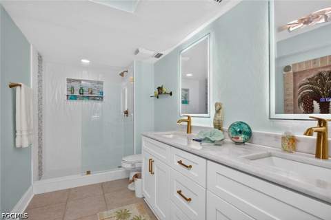 16424 Timberlakes Dr 102, Fort Myers FL - photo 22 of 47