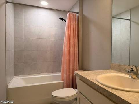3637 NE 10th Ave, Cape Coral FL - photo 8 of 18