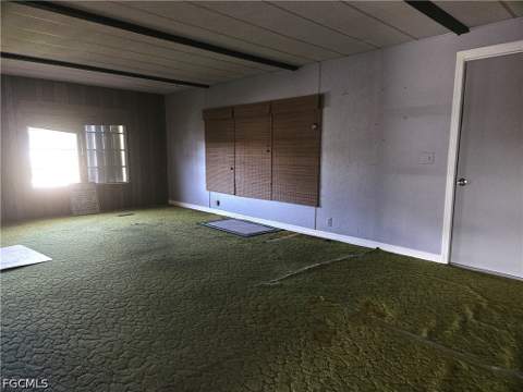 18210 Deuce Rd, North Fort Myers FL - photo 15 of 46