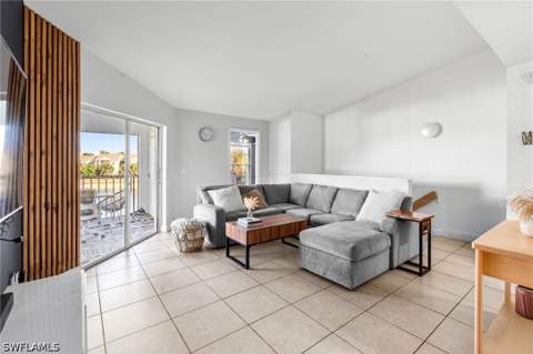 161 Santa Clara Dr 10, Naples FL - photo 8 of 25