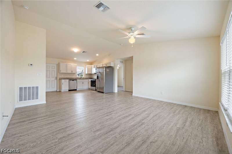 3 bedroom SingleFamilyResidence at 3061 Adcock Dr, Port Labelle, Labelle — photo 3