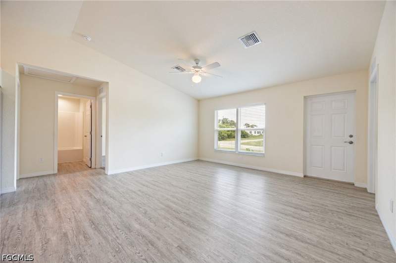 3 bedroom SingleFamilyResidence at 3061 Adcock Dr, Port Labelle, Labelle — photo 4