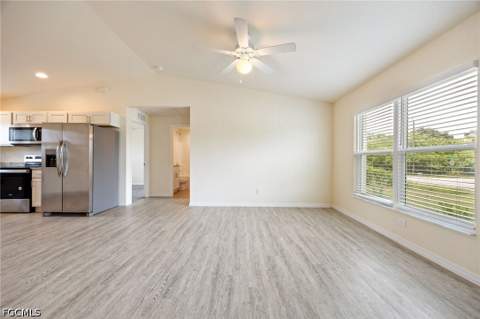 3061 Adcock Dr, Labelle FL - photo 8 of 36