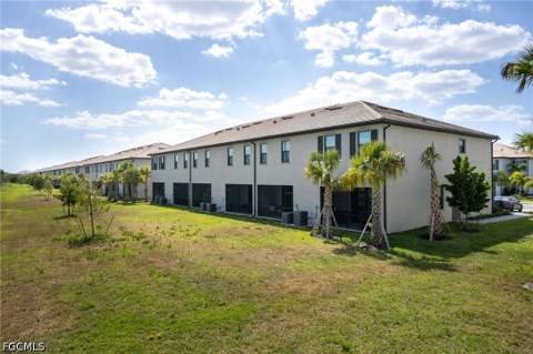 14275 Pine Lodge Ln, Fort Myers FL - photo 14 of 43