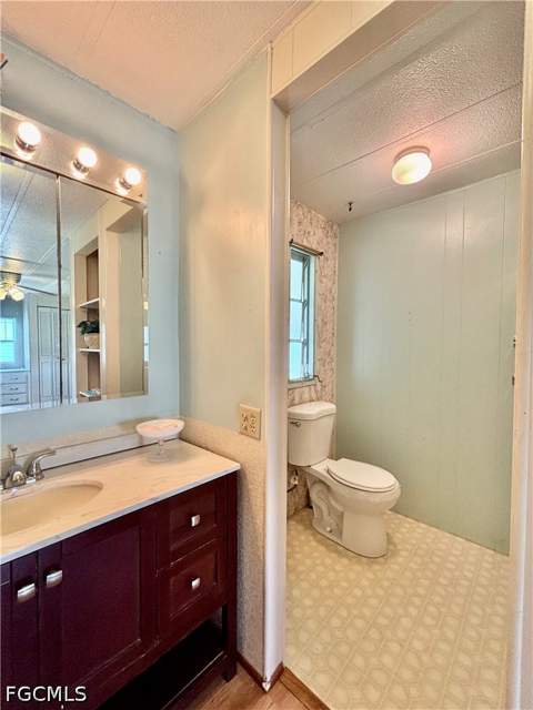 518 Pine Tree Ct, North Fort Myers FL - photo 21 of 27