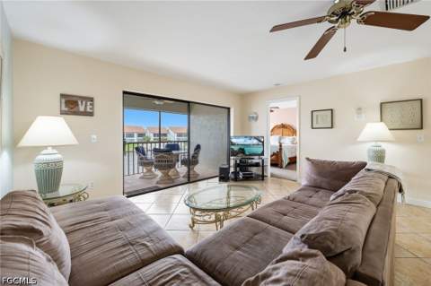 3813 SE 11th Pl 1214, Cape Coral FL - photo 13 of 39