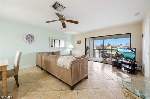 3813 SE 11th Pl 1214, Cape Coral FL - photo 14 of 39