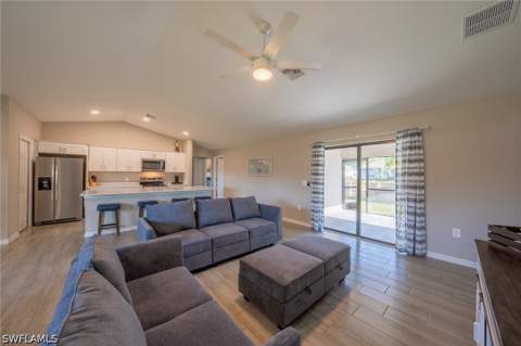 8152 Pelican Rd, Fort Myers FL - photo 6 of 24
