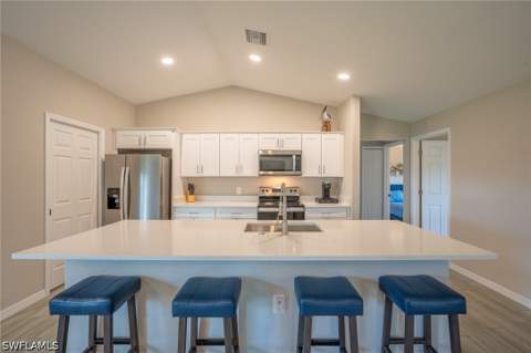 8152 Pelican Rd, Fort Myers FL - photo 8 of 24