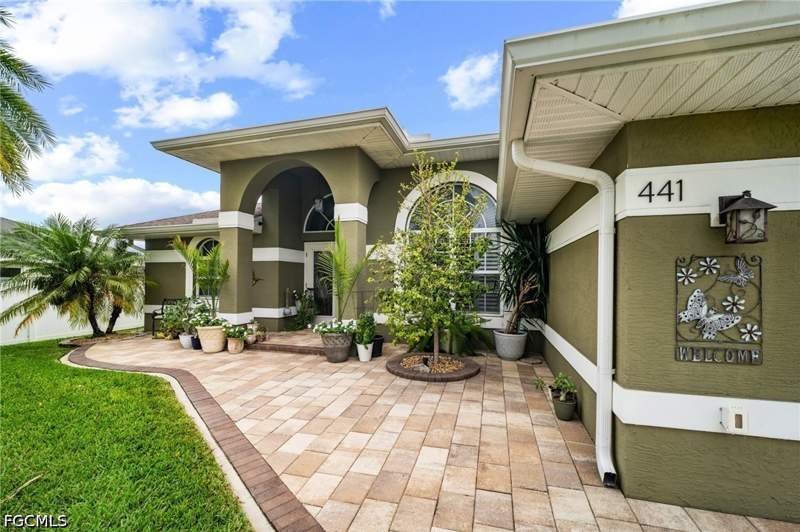 3 bedroom SingleFamilyResidence at 441 NE 5th Ave, Cape Coral, Cape Coral — photo 4
