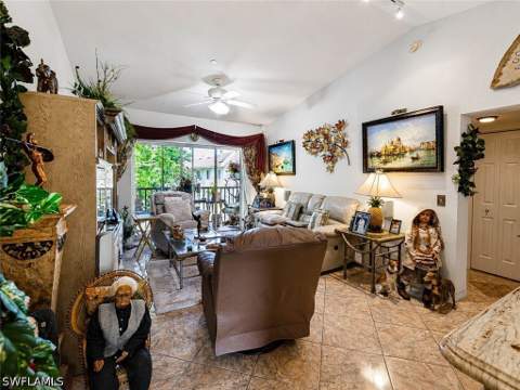 8294 Key Royal Cir 1631, Naples FL - photo 10 of 41