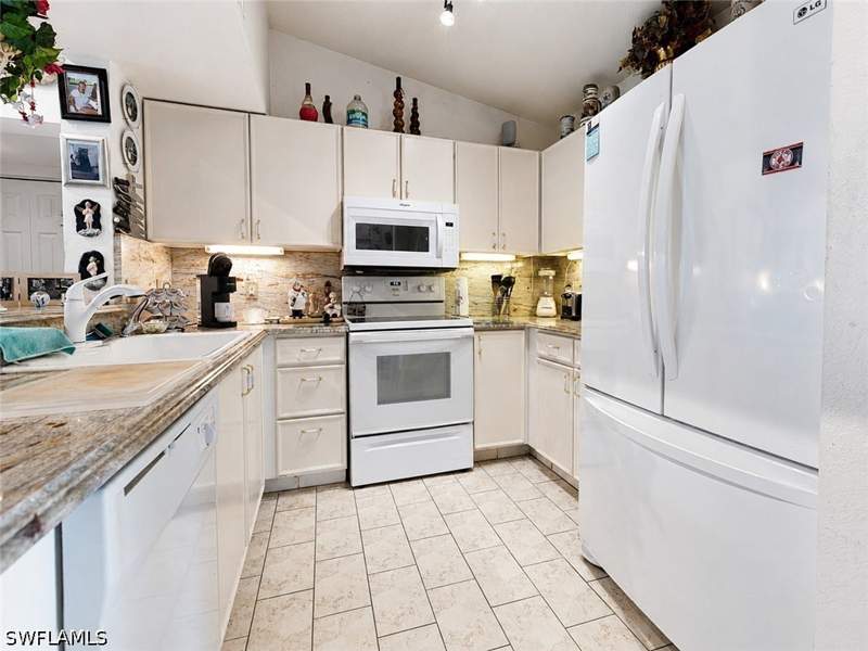 3 bedroom Condominium at 8294 Key Royal Cir 1631, Key Royal Condominiums, Naples — photo 4