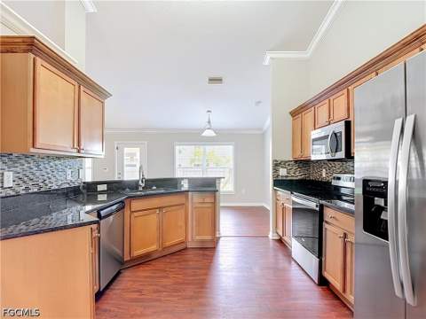 3511 SW 8th Pl, Cape Coral FL - photo 10 of 29
