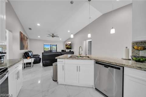 362 Pecan Ave, Lehigh Acres FL - photo 7 of 43