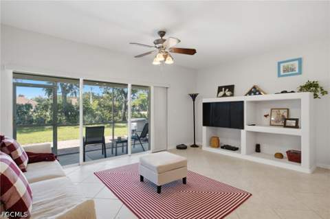 10088 Pacific Pines Ave, Fort Myers FL - photo 10 of 27
