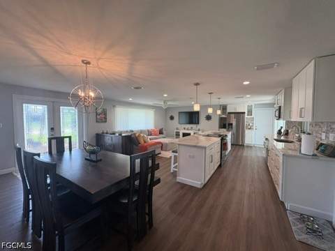 4431 N Pacific Cir, North Fort Myers FL - photo 9 of 25