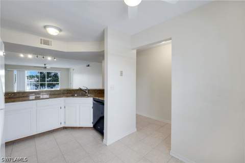 9580 Victoria Ln 205, Naples FL - photo 10 of 25